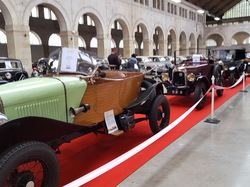  <a style='color: #fff;' href='/uploaded/photo/2eme-salon-des-vehicules-anciens-et-de-prestiges-5d9c4fc9d752e.jpg'>(Télécharger)</a>