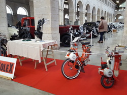  <a style='color: #fff;' href='/uploaded/photo/2eme-salon-des-vehicules-anciens-et-de-prestiges-5d9c4fd034fab.jpg'>(Télécharger)</a>