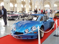  <a style='color: #fff;' href='/uploaded/photo/exposition-automobile-5bc9ca43e0a00.jpg'>(Télécharger)</a>