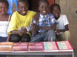 Les enfants s'en réjouissent d'avance! <a style='color: #fff;' href='/uploaded/photo/senegal-kamiack-ecole-546602640f53b.jpg'>(Télécharger)</a>