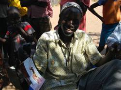 Remise des photos souvenirs <a style='color: #fff;' href='/uploaded/photo/senegal-kamiack-photos-souvenirs-53611fd757a08.jpg'>(Télécharger)</a>