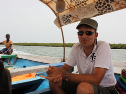 juin 2015 : pêche en pirogue <a style='color: #fff;' href='/uploaded/photo/senegal-kamiack-photos-souvenirs-55b236bc21002.jpg'>(Télécharger)</a>