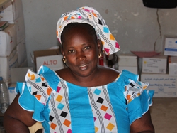 La Pharmacienne du Dispensaire <a style='color: #fff;' href='/uploaded/photo/senegal-kamiak-535e11ee99e54.jpg'>(Télécharger)</a>