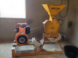 Un vrai soulagement pour les Femmes, qui peuvent consacrer leur temps à d'autres tâches, comme l?Éducation des enfants, le travail du jardin maraicher (source de revenus complémentaires), ... <a style='color: #fff;' href='/uploaded/photo/senegal-village-de-kamiack-535e771407ace.jpg'>(Télécharger)</a>