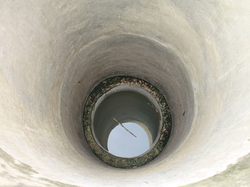 Le puits d'eau construit pour le village

2 autres Bornes Fontaine alimenteront bientôt le c?ur du village et l?école ! <a style='color: #fff;' href='/uploaded/photo/senegal-village-de-kamiack-535e78a5d701a.jpg'>(Télécharger)</a>